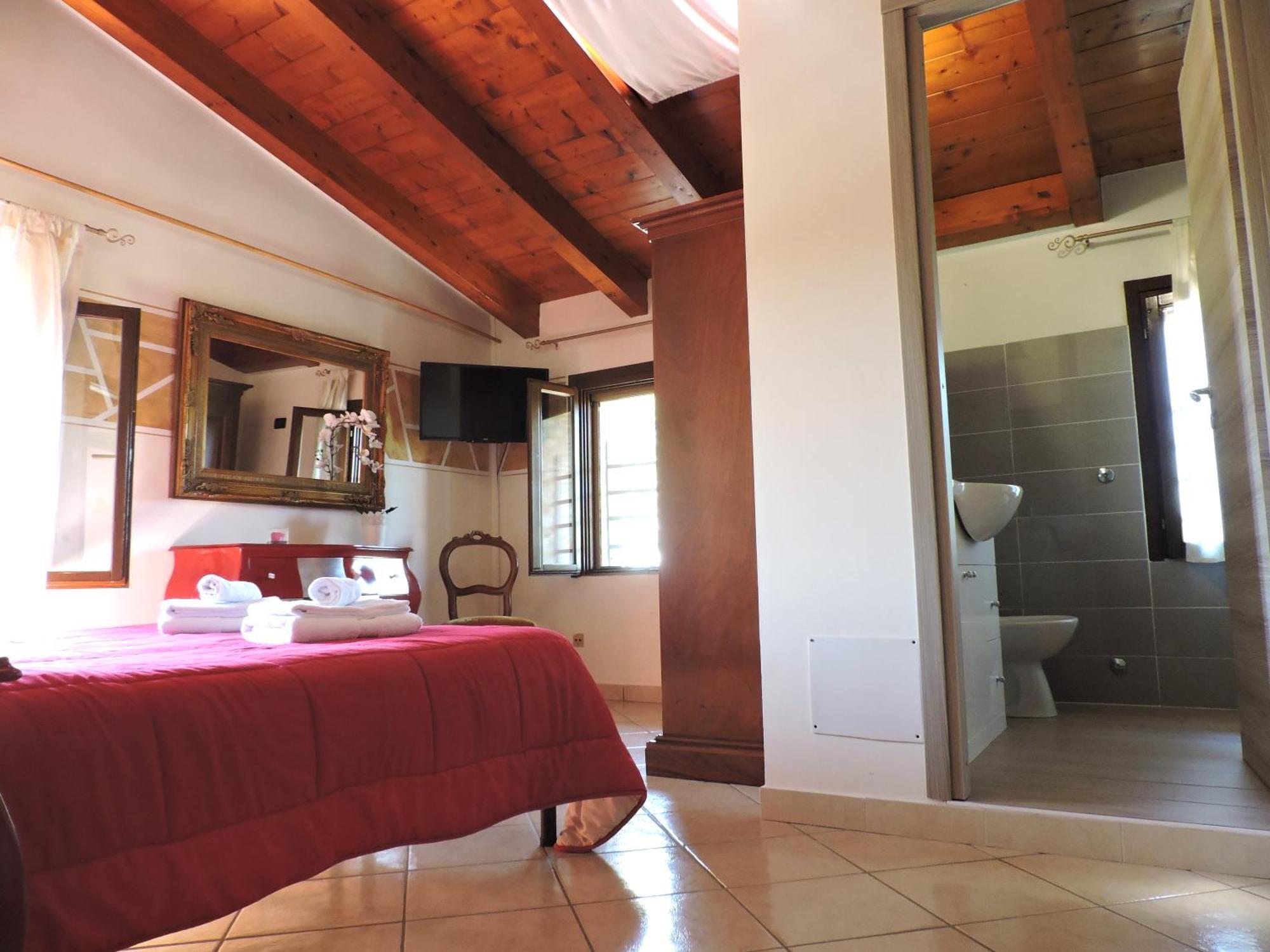 La Corte Di Adelina B&B Ravarino Экстерьер фото