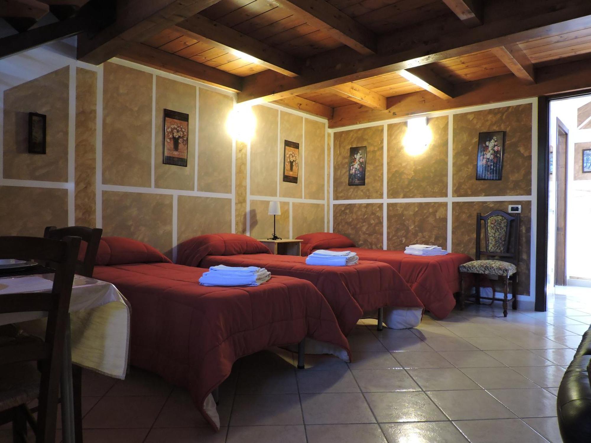 La Corte Di Adelina B&B Ravarino Экстерьер фото